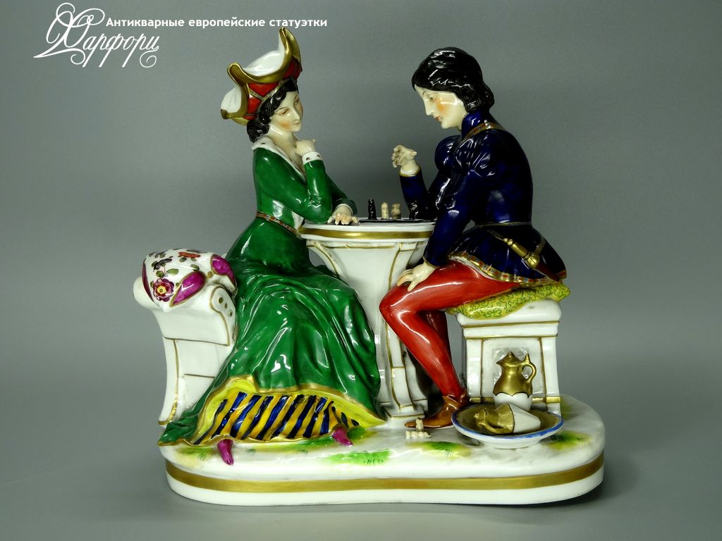 Купить фарфоровые статуэтки Ernst Bohne & Söhne, Игра в шахматы, Германия